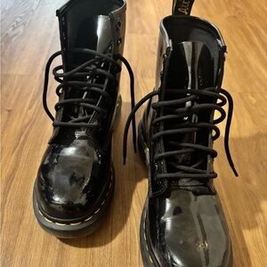 Dr. Martens Black 1460 W Patent